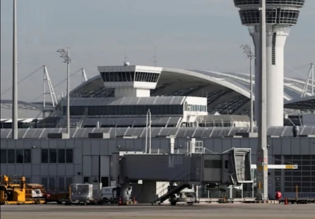 Cierre temporal del aeropuerto de Múnich por avistamiento de drones