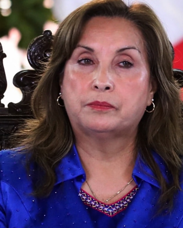 Dina Boluarte observa ley que incrementa pensión de maestros cesantes y jubilados