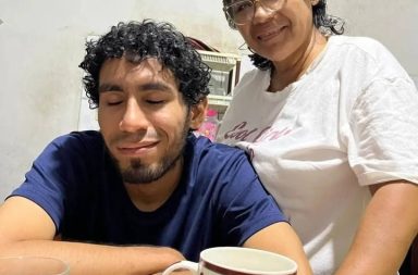 Familia asegura inocencia de joven detenido tras intento de ataque a dueño de pizzería