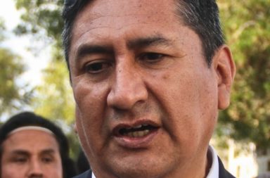 Vladimir Cerrón cumple dos años prófugo y acumula más de S/18 millones en reparaciones civiles