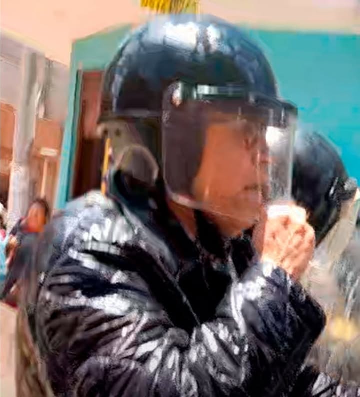 Rechazo en Juliaca a precandidato Phillip Butters