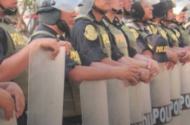 Proyecto propone sanciones para policías que agredan a sus parejas