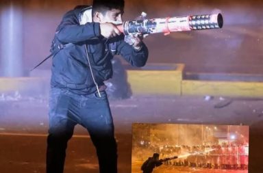 Tubo preparado para lanzar cohetes con carga explosiva al impactar. Altamente letal.