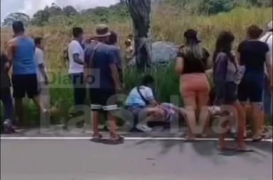 Gestante lucha por su vida tras accidente en la carretera Iquitos - Nauta