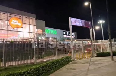 Realizan simulacro contra incendio en el Mall Aventura de Iquitos