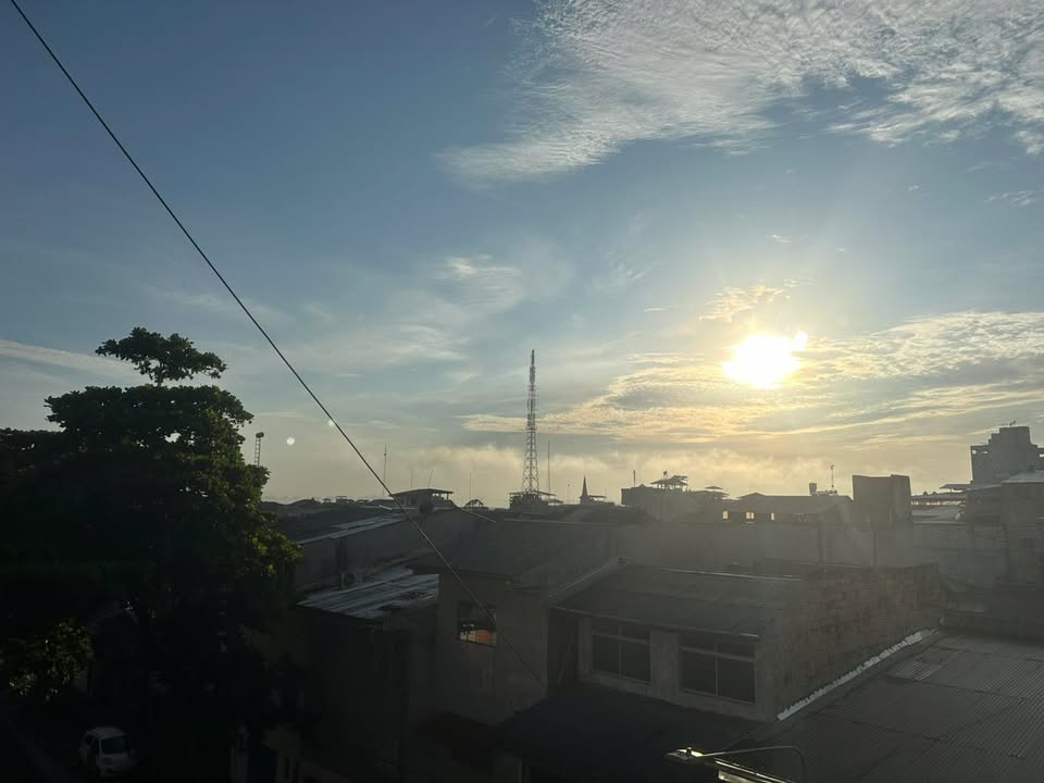 #clima | Un día como para la playa! Pronóstico de cielos despejado y de sol presente toda la jornada con temperaturas como para buscar ríos o piscinas