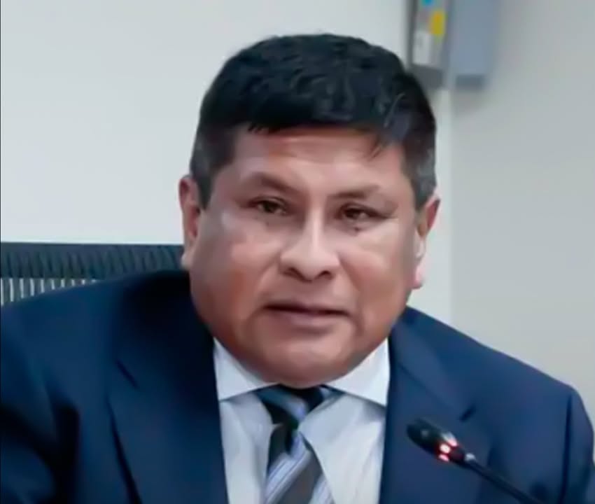 Difunden audios que vincularían al jefe del Inpe con presunto cobro de coimas