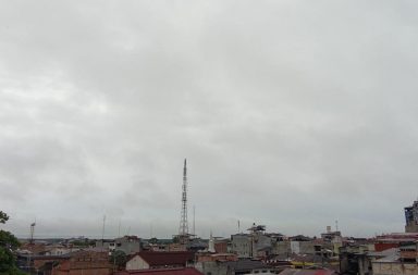 #clima | Nublado por todas partes y así continuará según los pronósticos especializados. Incluso aseguran que habrá tormentas eléctricas en la mañana y en la tarde aunque por periodos cortos.