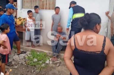 Reducen y entregan a sujeto acusado de robar dinero a su madre