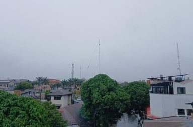 #clima | Día de llovizna, lluvias y cielos nublados. Es lo que ya había advertido SENAMHI, debido a un nuevo fruaje que afecta a la selva en general y a Loreto en particular.