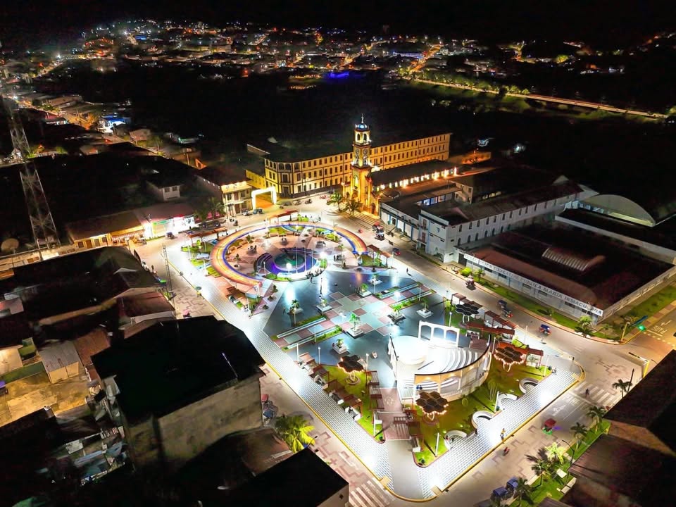 GOREL inició y terminó la plaza central de Requena