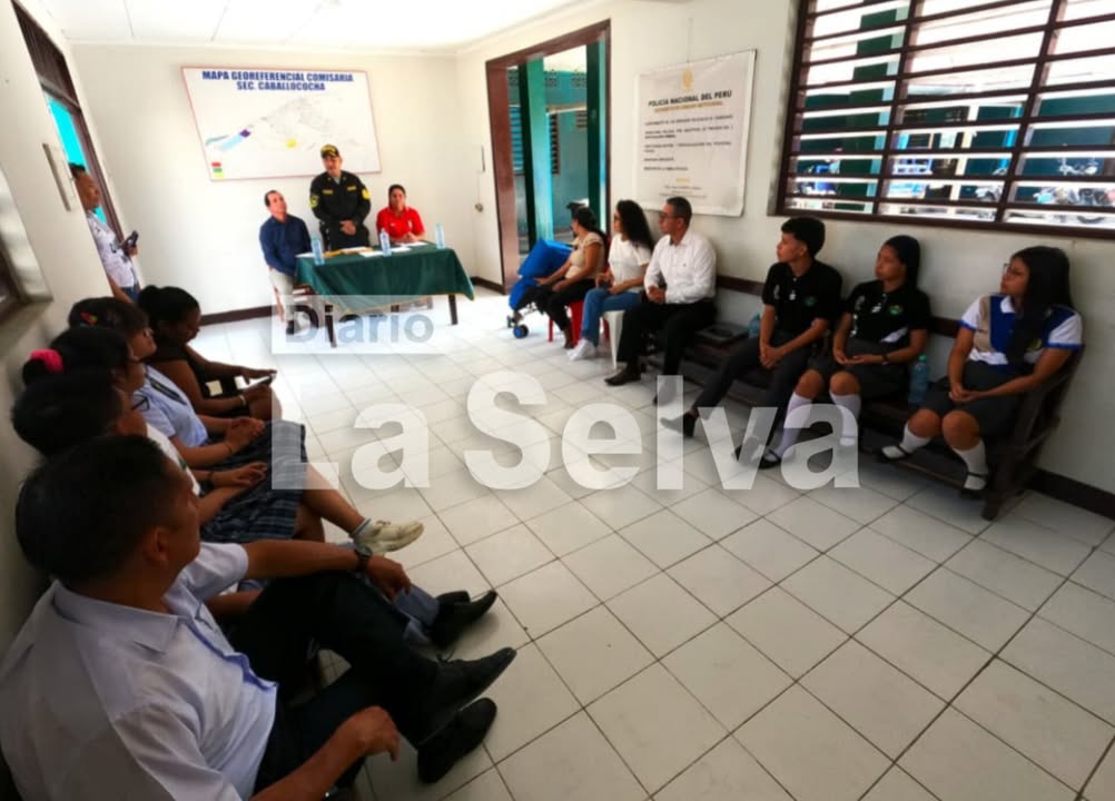 Policía Nacional fortalece la educación con el certamen “Los que Más Saben 2025” en Caballococha