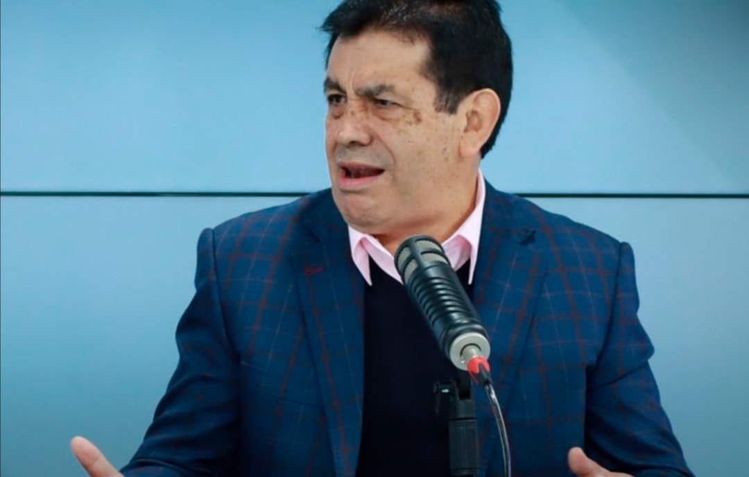 Anuncio sobre Equipos Especiales