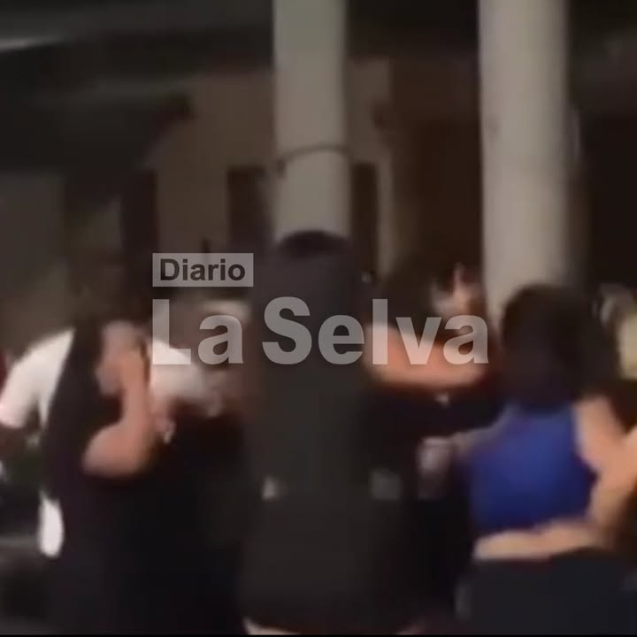 MUJERES PROTAGONIZAN PELEA EN VÍA PÚBLICA