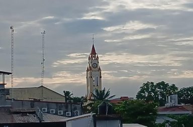#clima | Mayormente nublado  con lluvias no tan fuertes, localizadas en Maynas y toda la región. Tormentas eléctricas en algunas zonas por lo que se pide cuidado extremo.