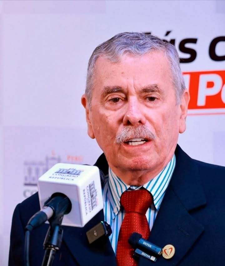 Rospigliosi pide no generar una crisis política ante pedido de vacancia de Jerí