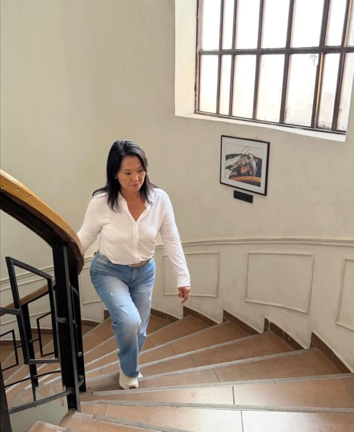 Keiko Fujimori recuerda imagen histórica tras Chavín de Huántar