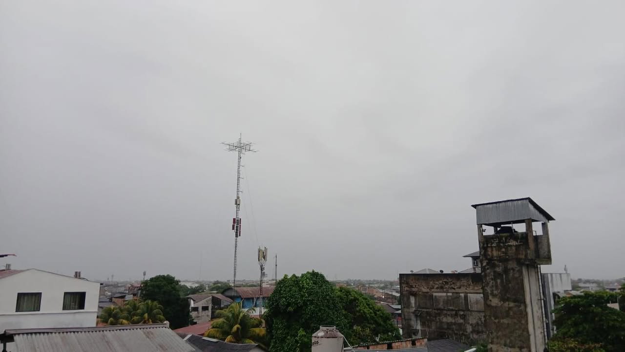 #clima | Lluvia de todo el día. Así está el panorama y se pondrá algo peor en cuando a intensidad y tiempo. Cuidado con las tormentas eléctricas.