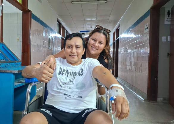 Hombre de 54 años supera grave herida de bala tras cirugía especializada en Iquitos.