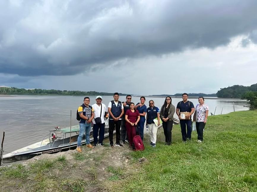 Equipos multidisciplinarios brindaron servicios en siete comunidades de difícil acceso en la cuenca del río Napo.