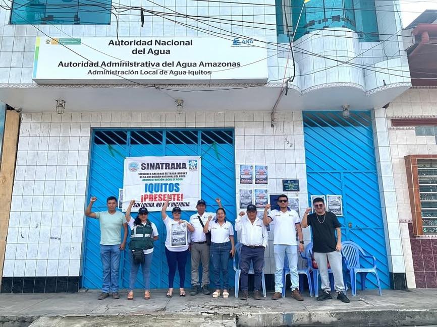 Trabajadores de la Autoridad Local del Agua acataron paro nacional de 24 horas en Iquitos.