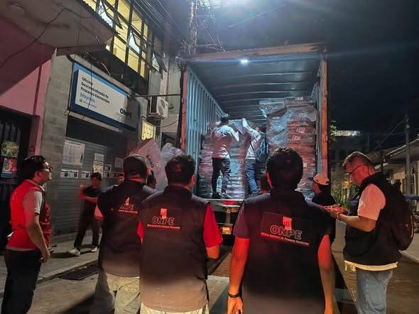 ODPE Maynas recibe material electoral para comicios del 12 de abril.