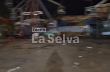 Retiran juegos mecánicos de la Plaza Miguel Grau en Punchana tras más de 20 años.