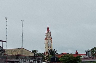 #clima | LLOVERÁ. Así está el cielo de Iquitos y se aproximarán las lluvias en un 95% del día. La temperatura baja un poco.