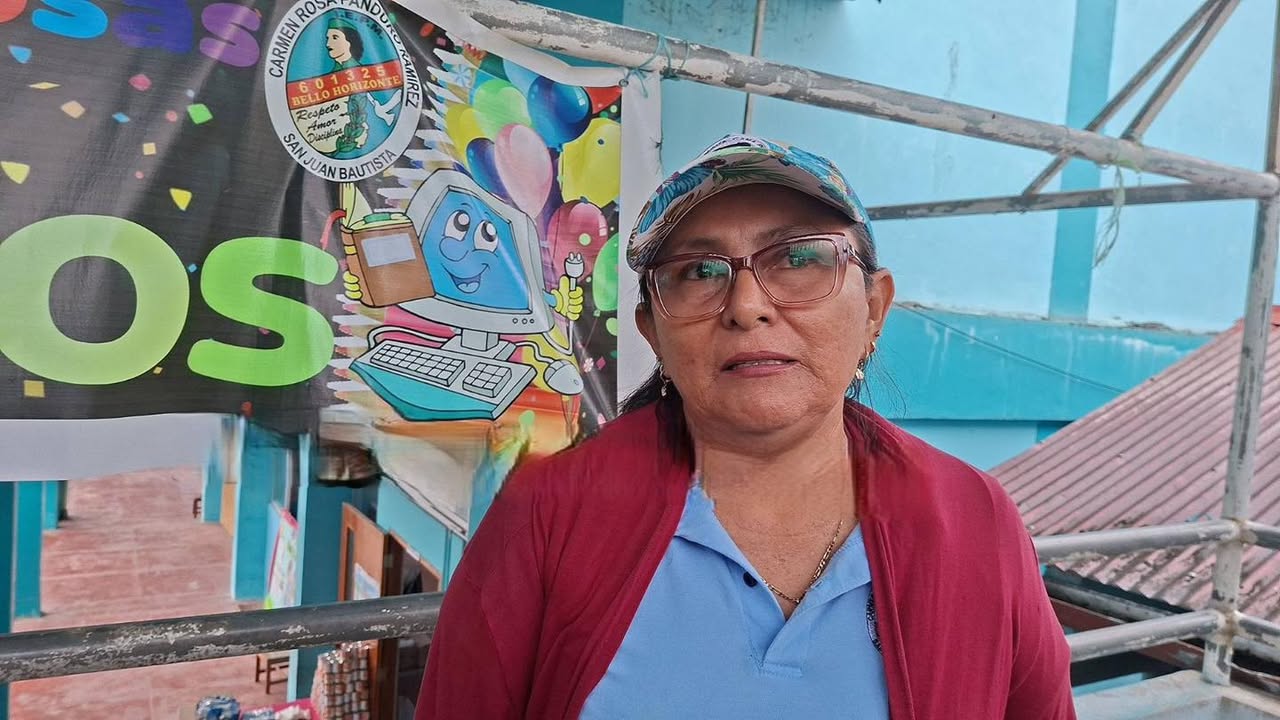 Roban laptops en colegio Carmen Rosa Panduro en San Juan Bautista.