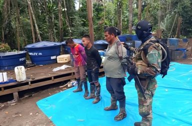 Dictan nueve meses de prisión preventiva a tres investigados por narcotráfico en Loreto.