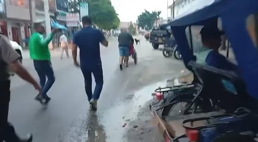 Investigan a efectivo policial por accidente que dejó dos jóvenes hospitalizadas.