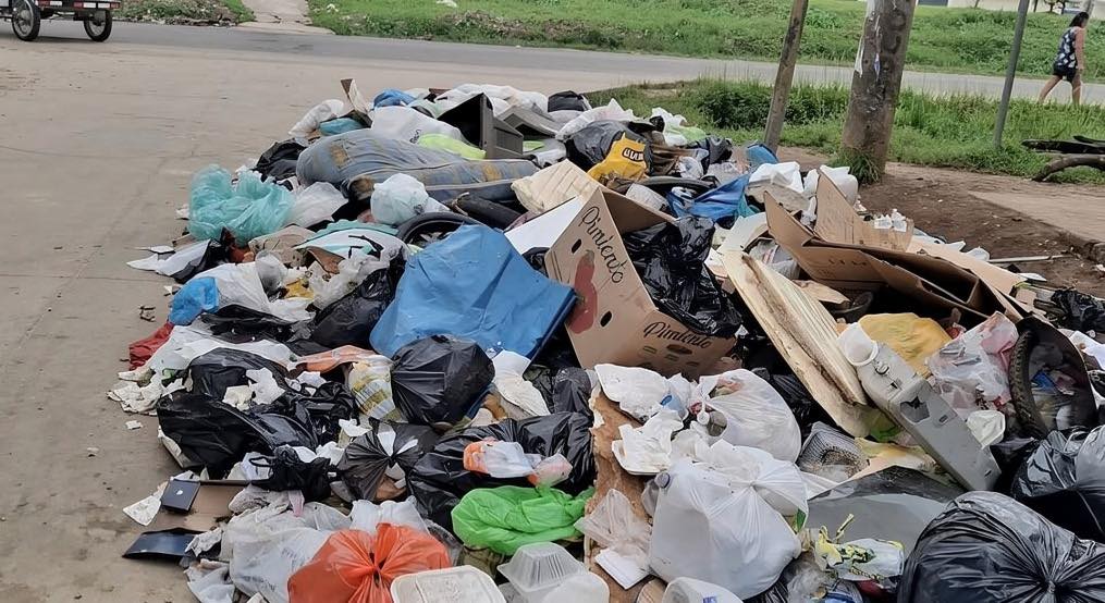 Basura colapsa la zona de El Platanal en Belén.