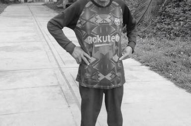 Pobladores de San Regis buscan a hombre desaparecido en puente Lorinza.