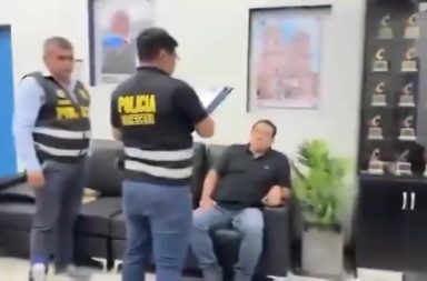 Detienen a gerente electoral de ONPE en medio de crisis por comicios