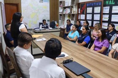 Implementan Redes Integradas de Salud en cuatro distritos de Loreto.