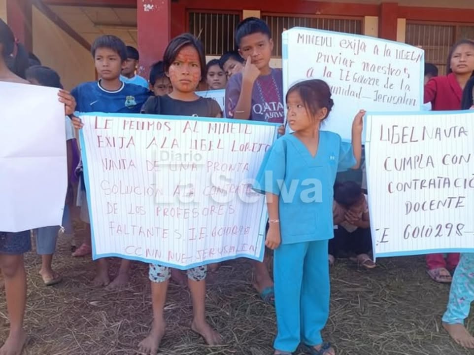 Comunidades achuar en Trompeteros continúan sin clases por falta de docentes.
