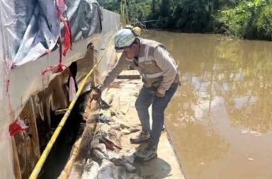 OEFA confirma derrame de más de 285 barriles de petróleo en el río Amazonas.