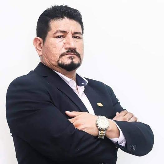 Cuestionan liberación de exdirector regional tras agresión a suboficial PNP.