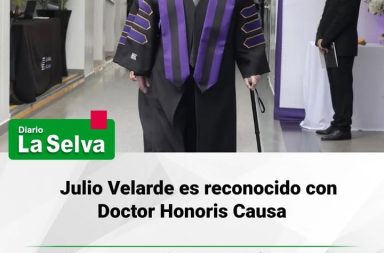 Julio Velarde es reconocido con Doctor Honoris Causa