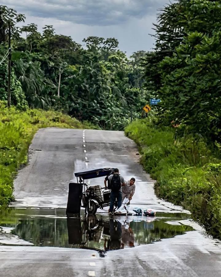 “La carretera de la muerte”: reclamos por el deterioro de la vía Iquitos–Nauta.