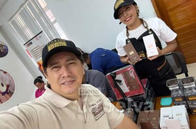 Ministro de la Producción destaca calidad del chocolate amazónico en Iquitos.