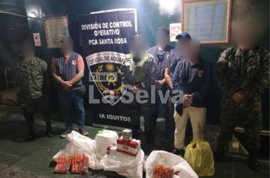 Capitanía de Iquitos y SUNAT ejecutan operativo fluvial contra mercancía ilegal en Santa Rosa de Loreto.
