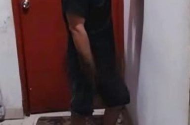 Moradores del pasaje Jorge Chávez frustran robo de motocarro en Iquitos.