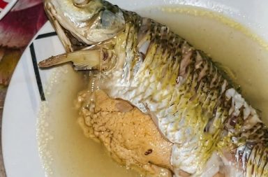 Mira este chilicano de pescado con huevera. A ver si no se...