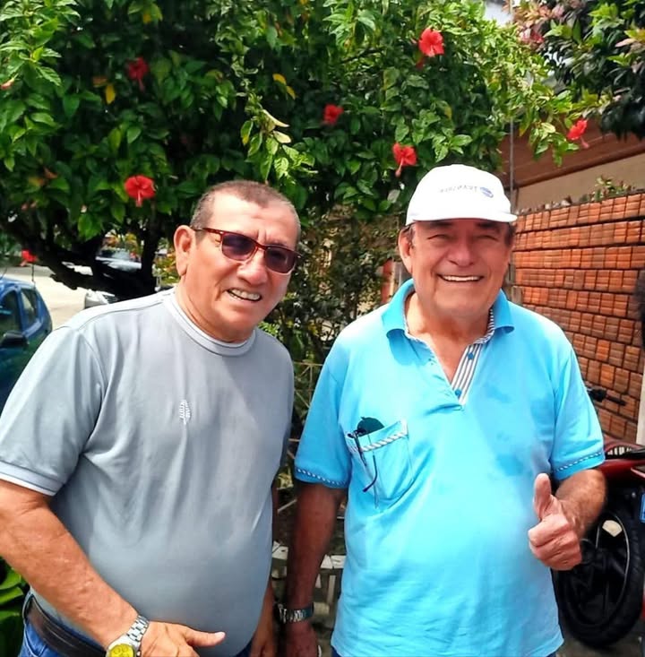 HOMENAJE AL MAESTRO JAMES HOMERO BEUZEVILLE ZUMAETA