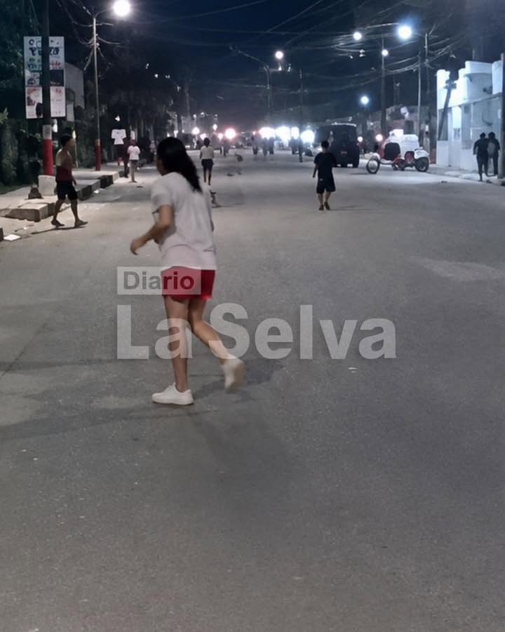 Pandilleros armados con machetes generan caos en la avenida La Marina, en Punchana.