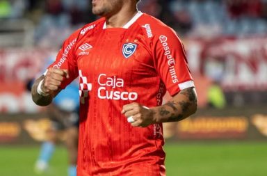 Cusqueños se impusieron por 3-2 en un vibrante duelo disputado en la altura