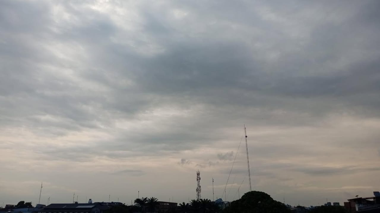 #clima |  BOCHORNO, HUMEDAD Y POSIBLES CHUBASCOS HOY