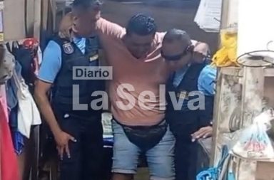 Serenazgo de Maynas auxilia y traslada a paciente afectado por severa crisis de gota.