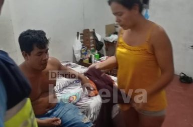 Serenos de Punchana intervienen a hombre acusado de amenazar a vecinos con un cuchillo.
